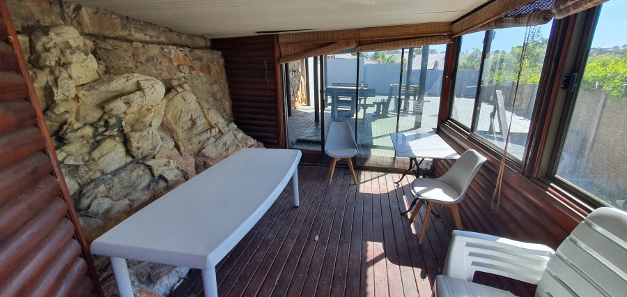 4 Bedroom Property for Sale in Mossel Bay Central Western Cape